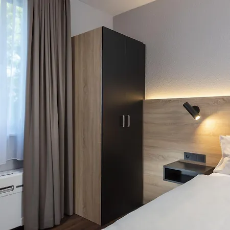 Western Achim Hotel