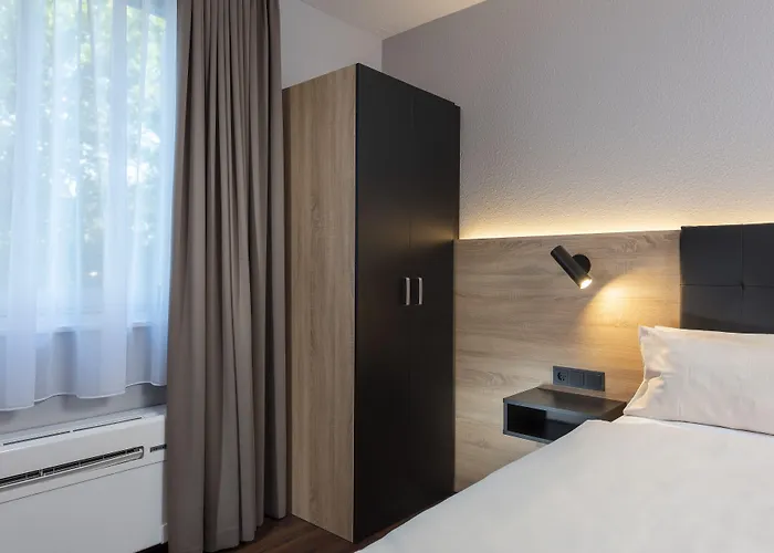 Hotel Western Achim 3*